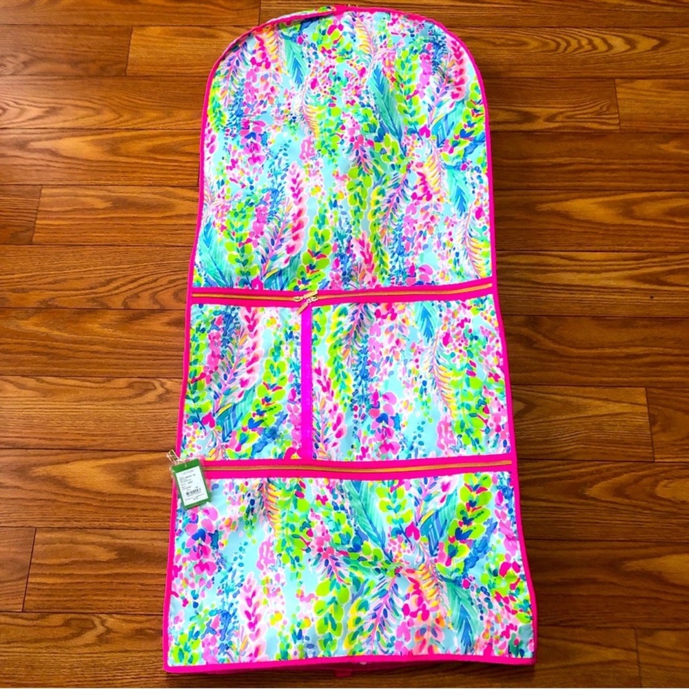 Lilly Pulitzer Catch the Wave Garment Bag NWT - Picture 2 of 4